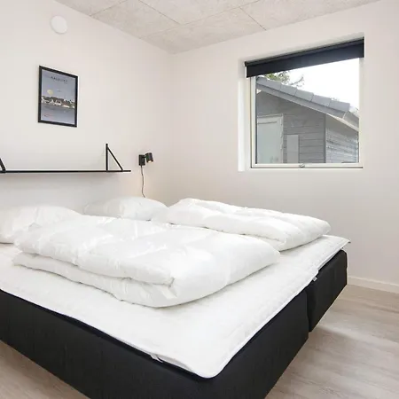 5 Star In Ansager-by Traum